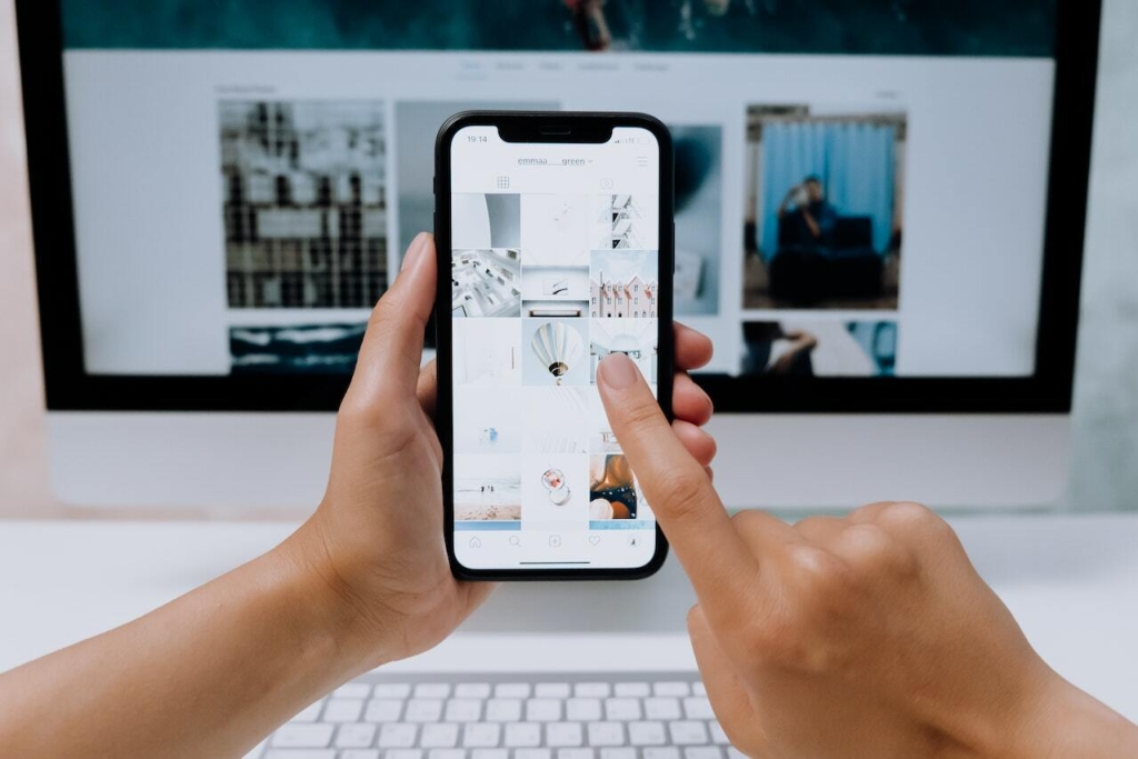 Mobile-friendly website design showing responsive layout on smartphone Mobile-friendly website design showing responsive layout on smartphone